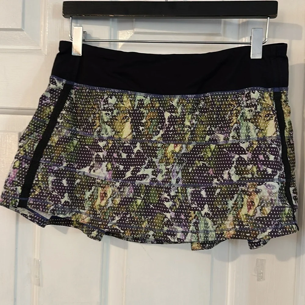 Women’s Lululemon Pace Rival Skort II Black and Multicolor Size 8